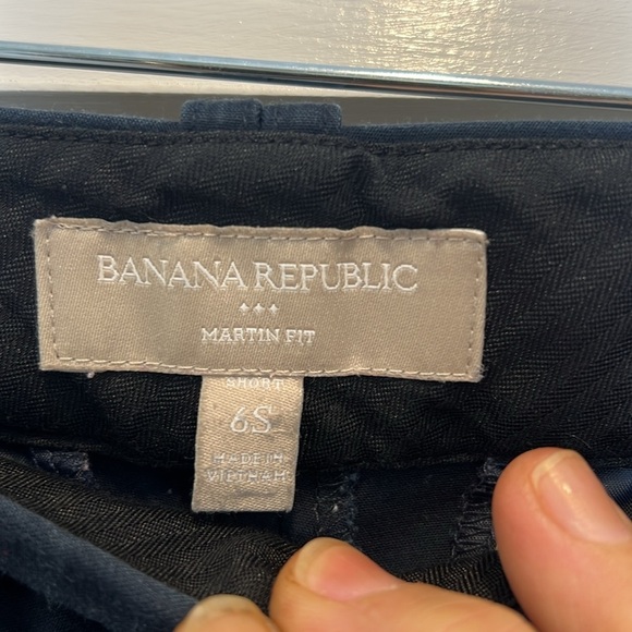 Banana Republic navy blue Martin fit Chinos Classic Style size 6S. - Picture 6 of 9